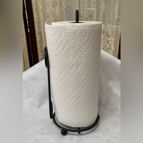 ‼️LAST DAY 2/28‼️ SPECTRUM DIVERSIFIED SCROLL WROUGHT IRON PAPER TOWEL HOLDER - Picture 2 of 6